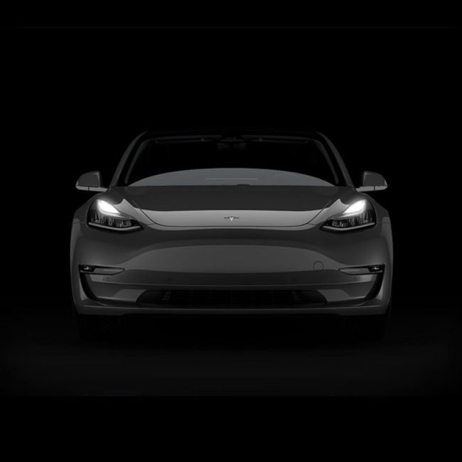 MODEL 3 PREMIUM SEDAN * 4 PASSENGERS